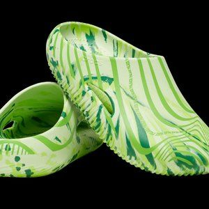 NEW. CROCS PALACE MELLOW